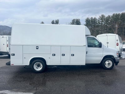 2026 Ford E-Series Cutaway Base Cutaway