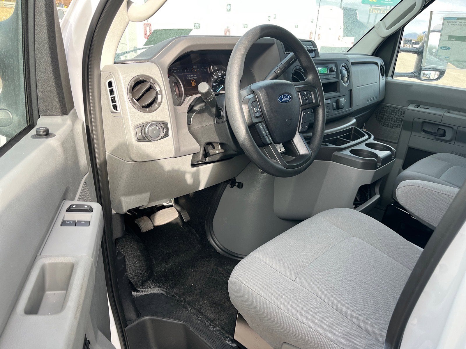 2026 Ford E-Series Cutaway Base Cutaway