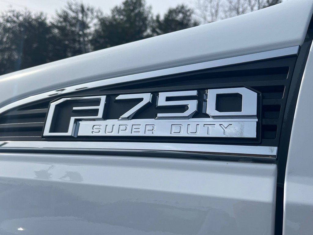 2026 Ford F-750SD Base