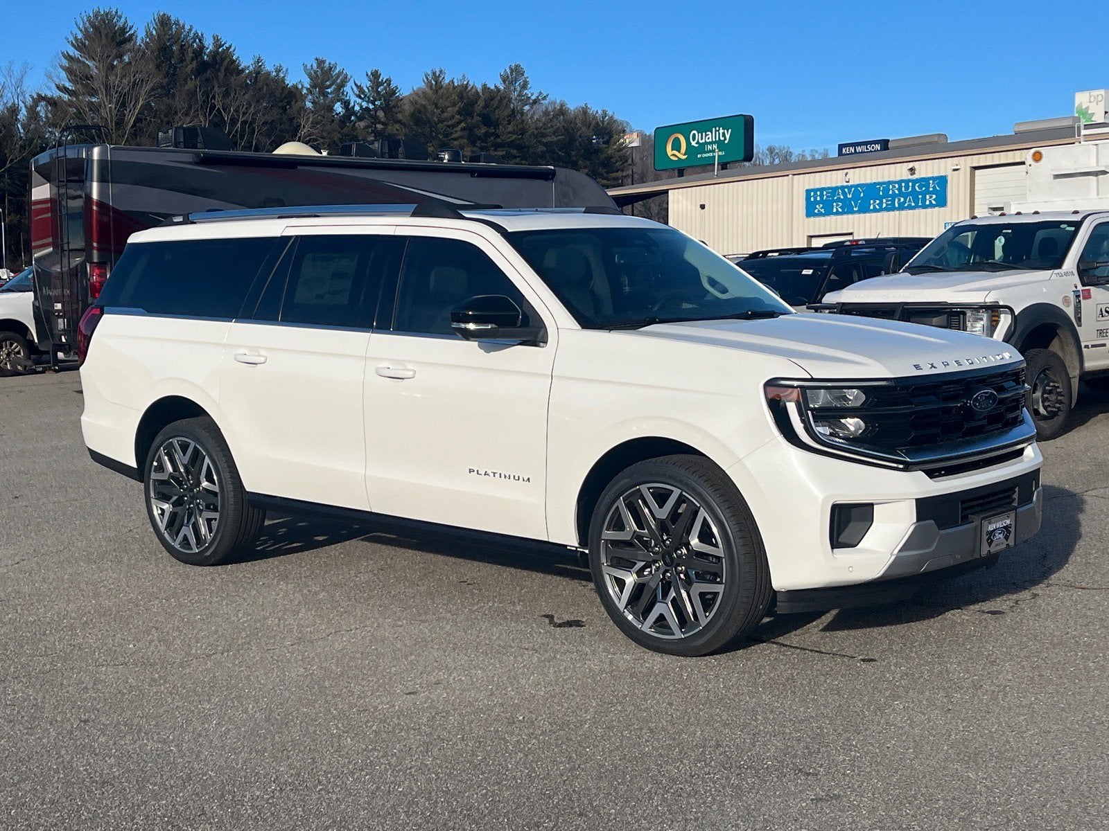 2026 Ford Expedition Max Platinum