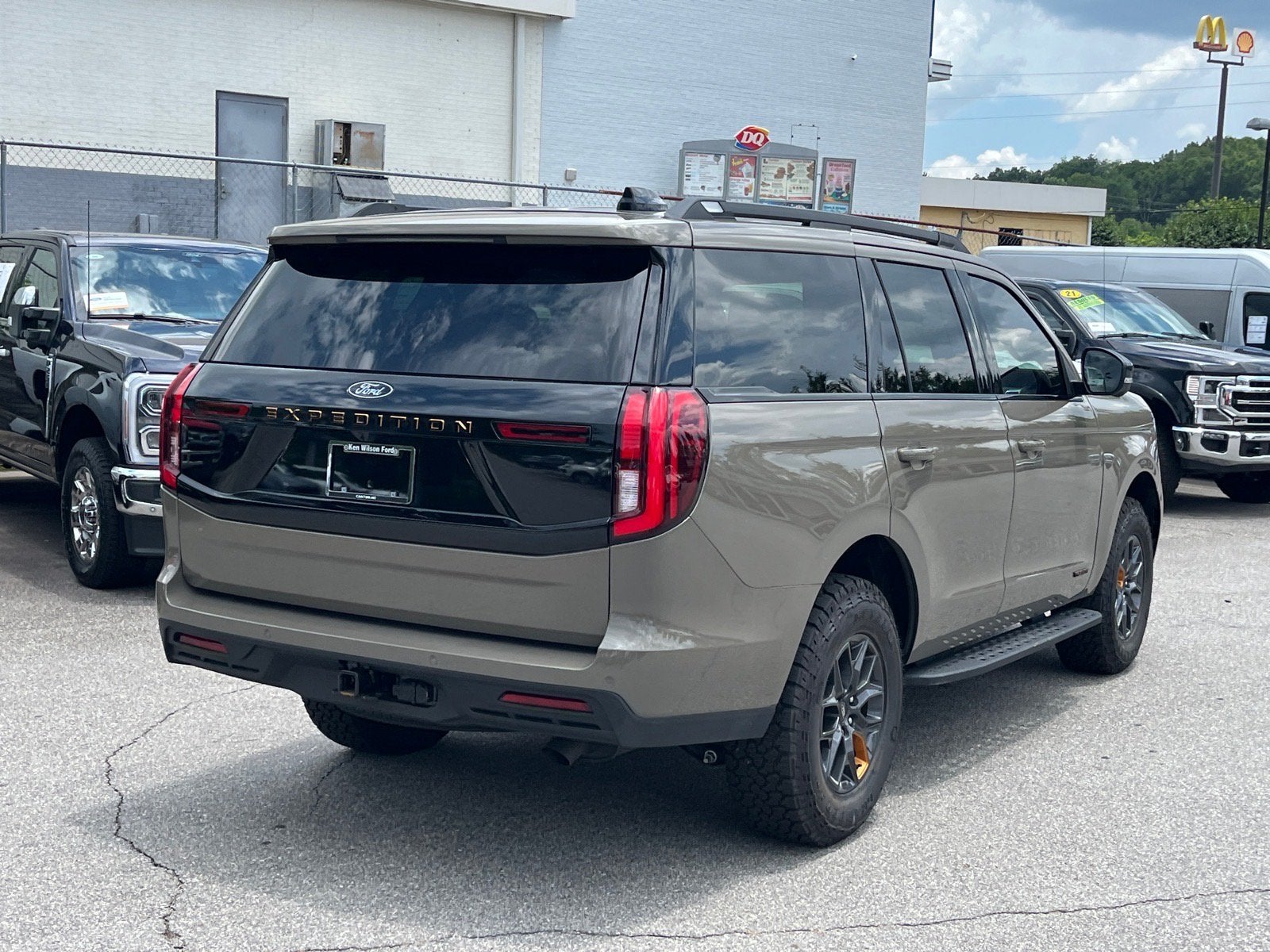 2026 Ford Expedition Tremor