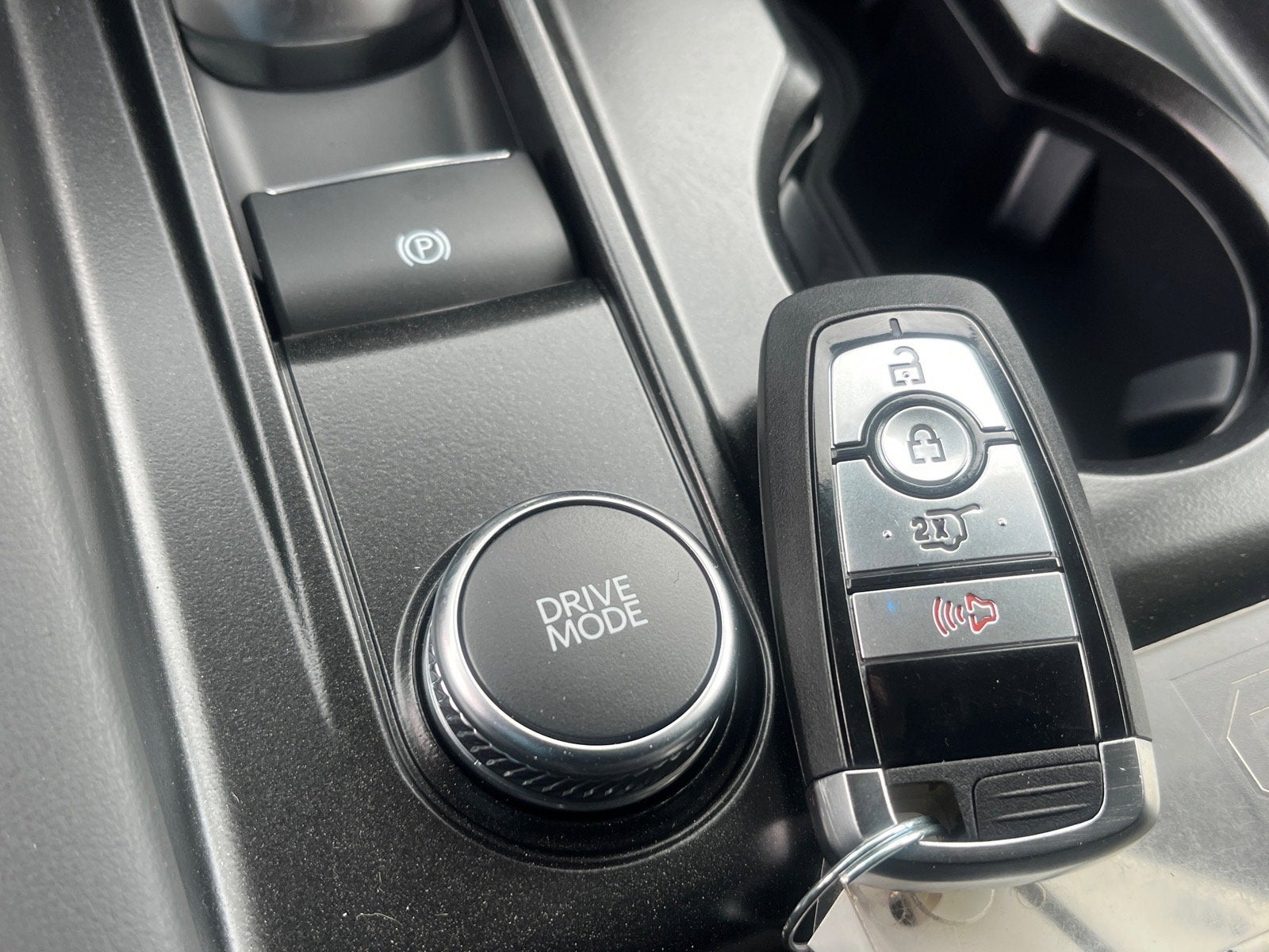 2026 Ford Explorer Active w/100A Pkg