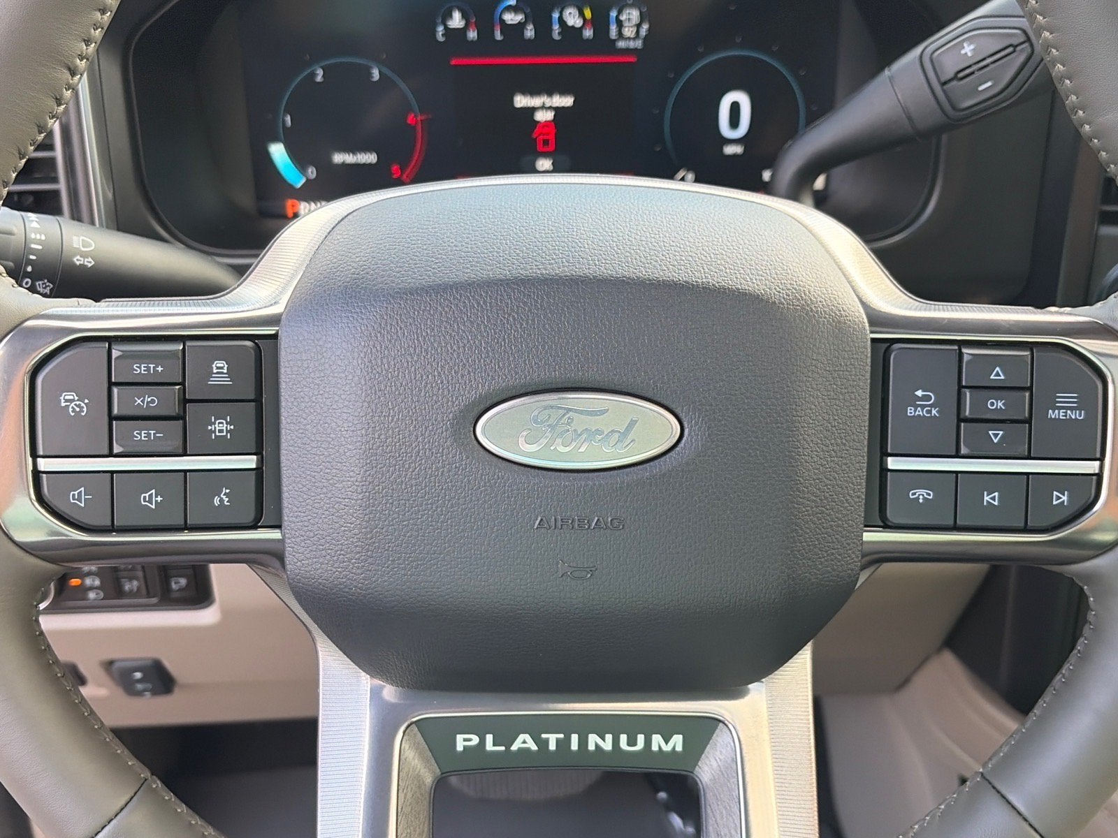 2027 Ford Super Duty F-250 SRW Platinum