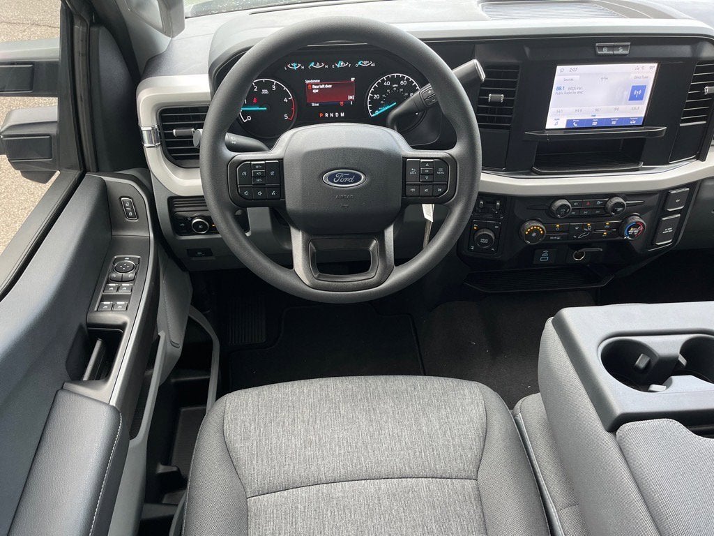 2025 Ford Super Duty F-250 SRW XL