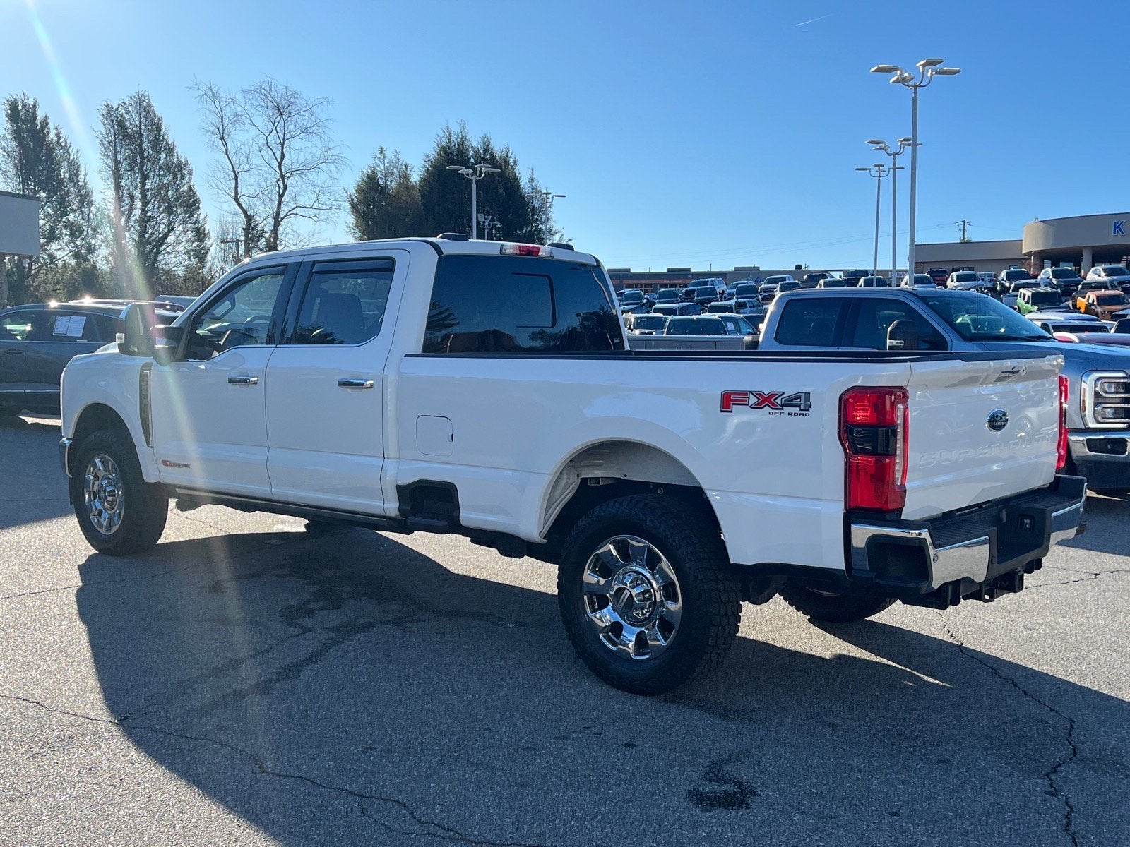 2023 Ford Super Duty F-350 SRW LARIAT