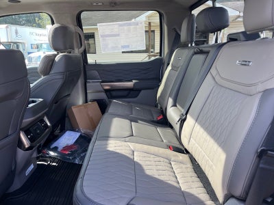 2026 Ford Super Duty F-350 SRW Platinum