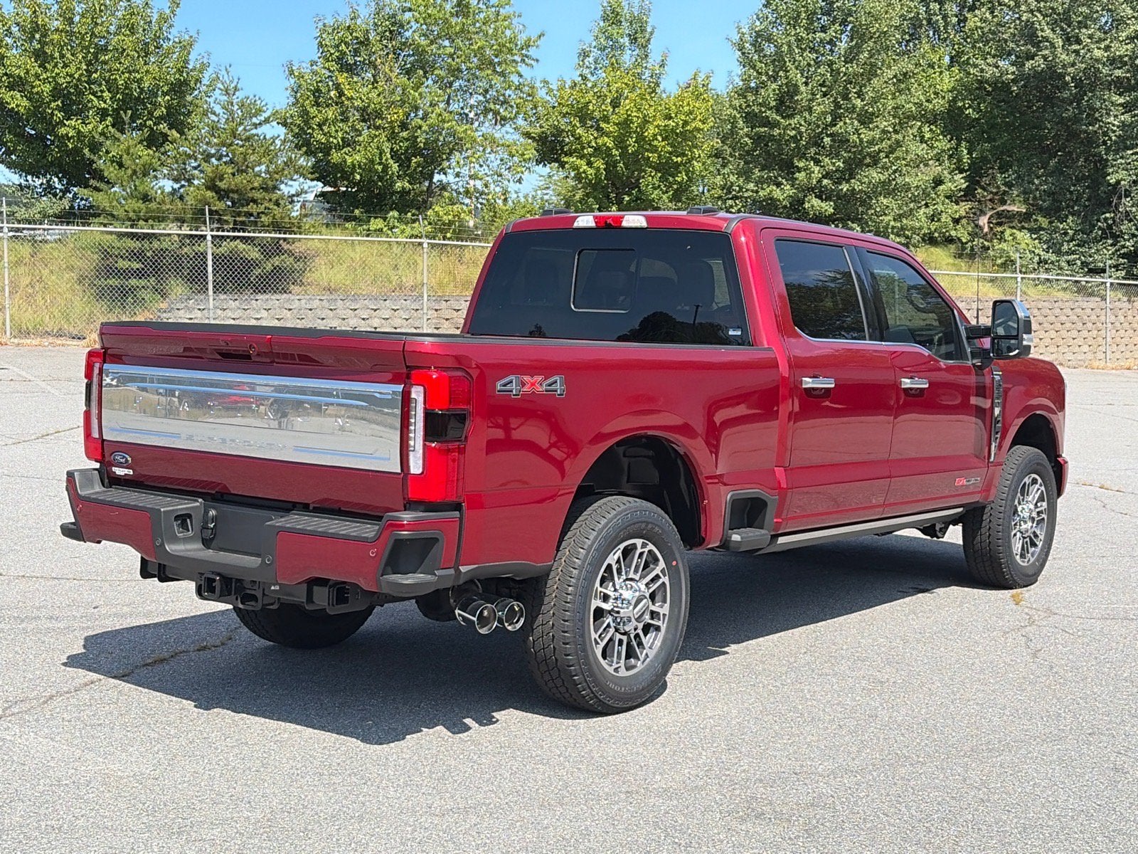 2026 Ford Super Duty F-350 SRW Platinum