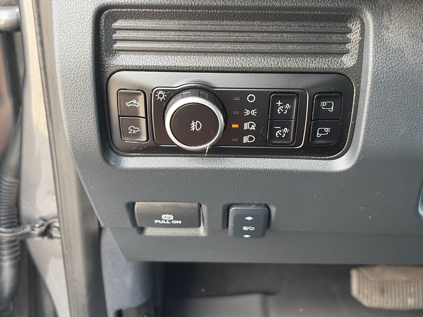 2025 Ford Super Duty F-350 SRW LARIAT