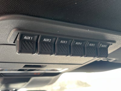 2025 Ford Super Duty F-350 DRW Platinum