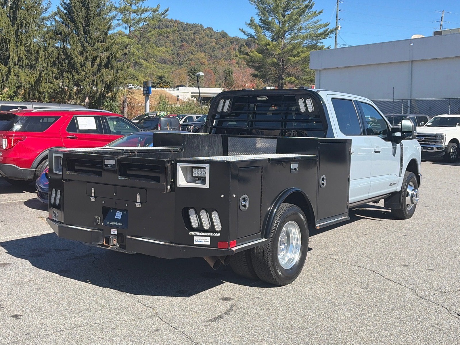 2024 Ford Super Duty F-350 DRW LARIAT