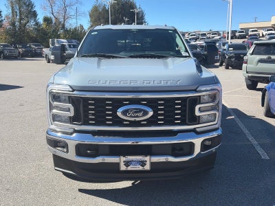 2024 Ford Super Duty F-350 DRW LARIAT