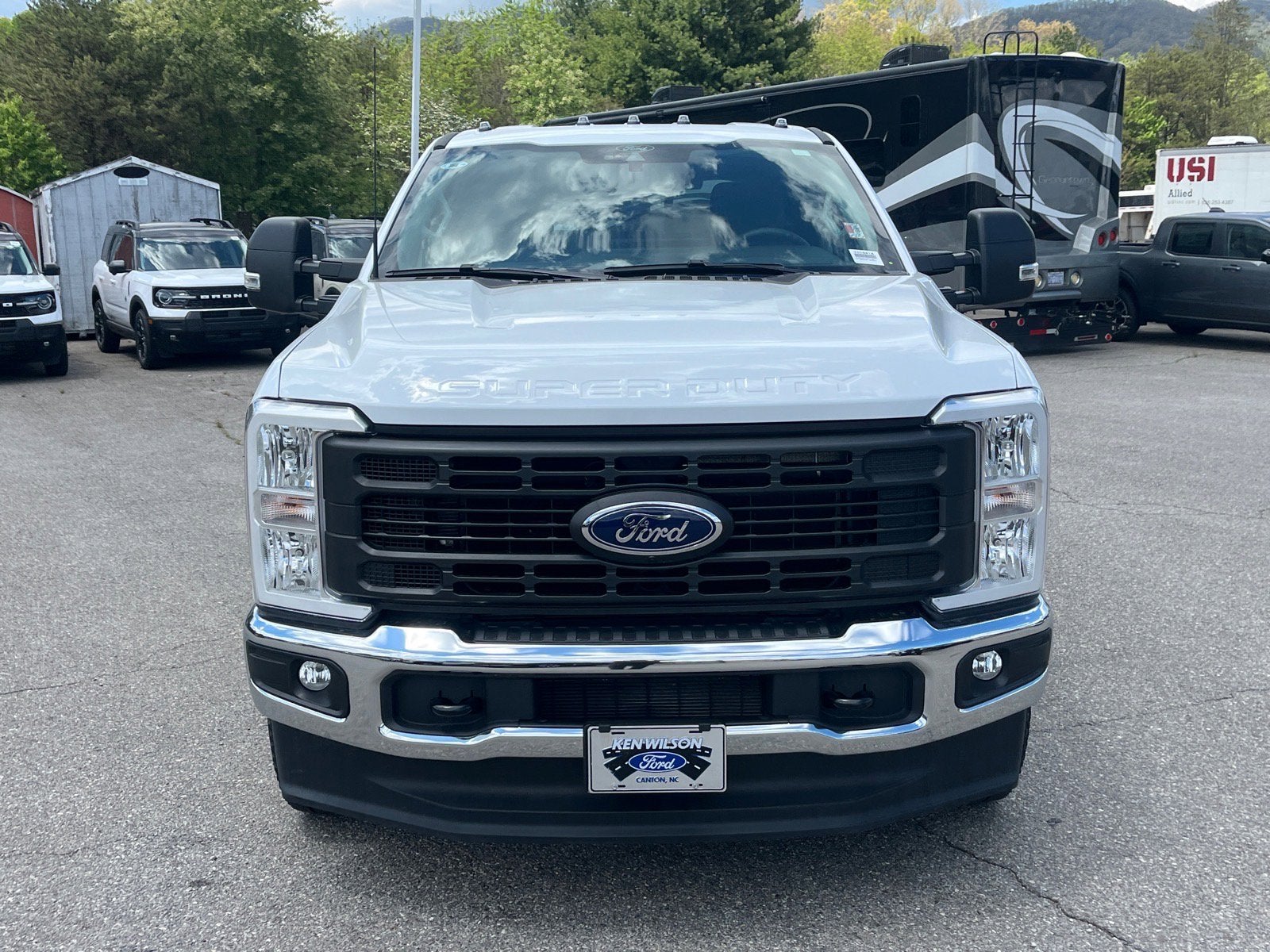 2024 Ford Super Duty F-350 DRW XL