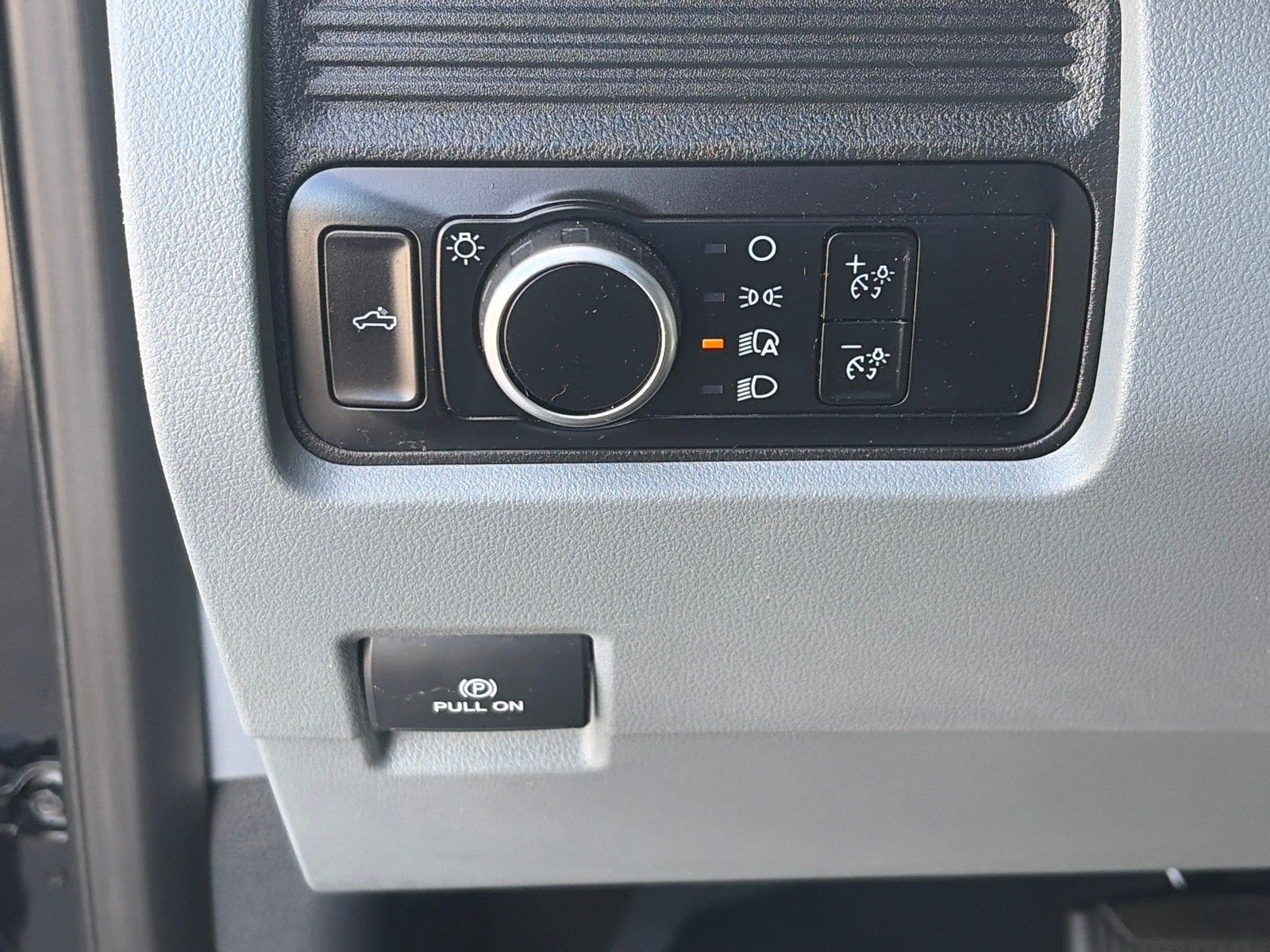 2025 Ford Super Duty F-350 DRW XL