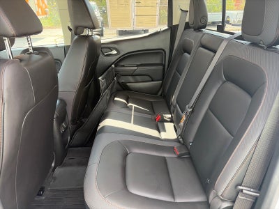 2022 GMC Canyon 4WD AT4 w/Leather