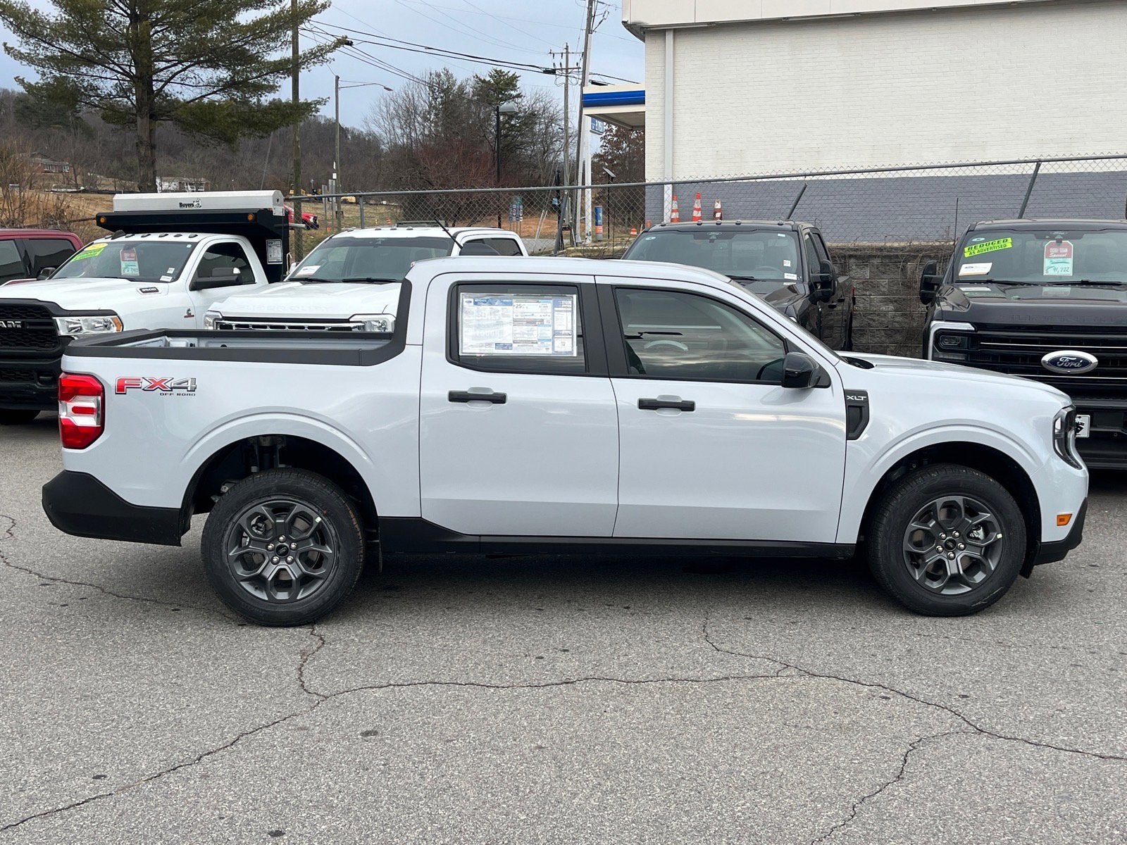 2025 Ford Maverick XLT