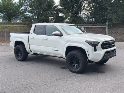 2026 Toyota Tacoma 4WD SR5