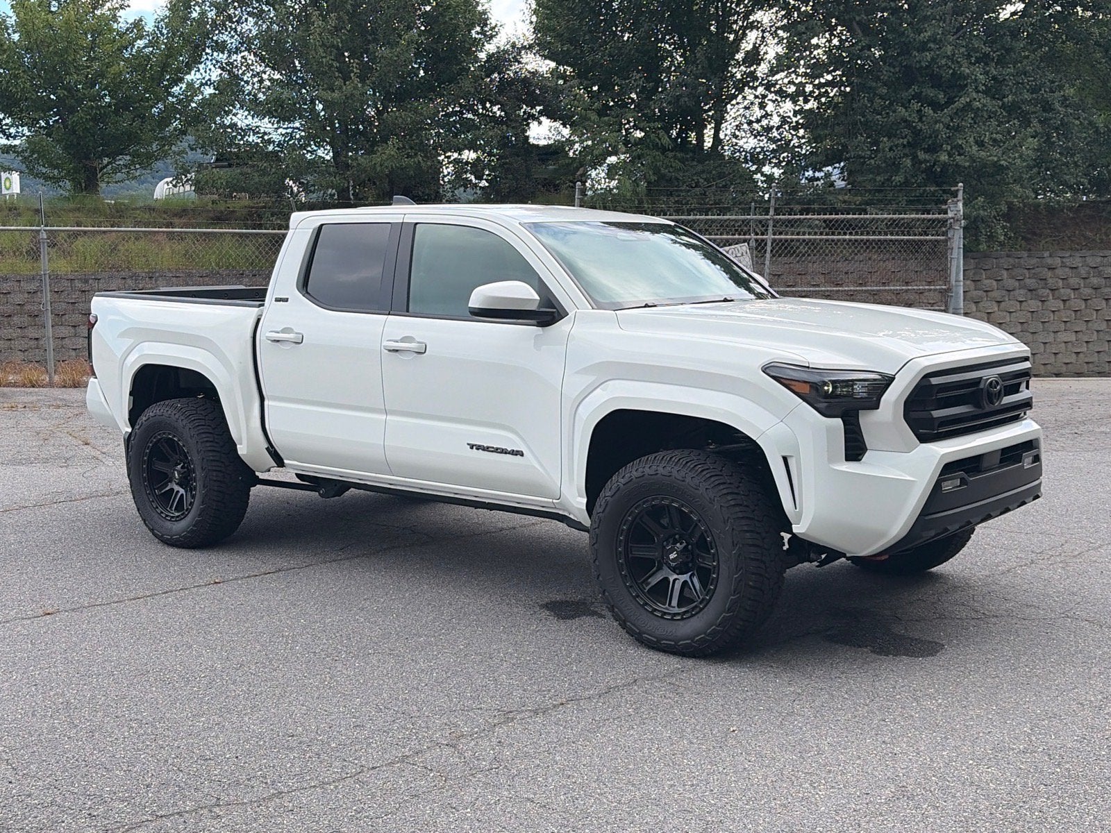 2026 Toyota Tacoma 4WD SR5