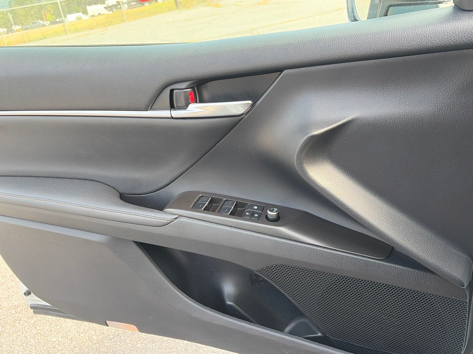 2022 Toyota Camry Hybrid XSE