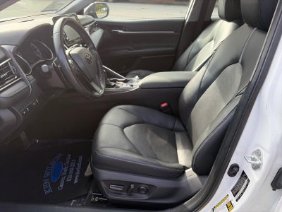 2022 Toyota Camry Hybrid XSE