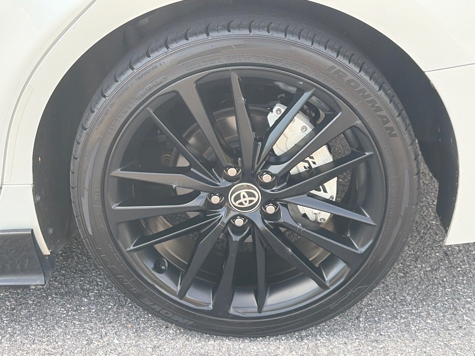 2022 Toyota Camry Hybrid XSE