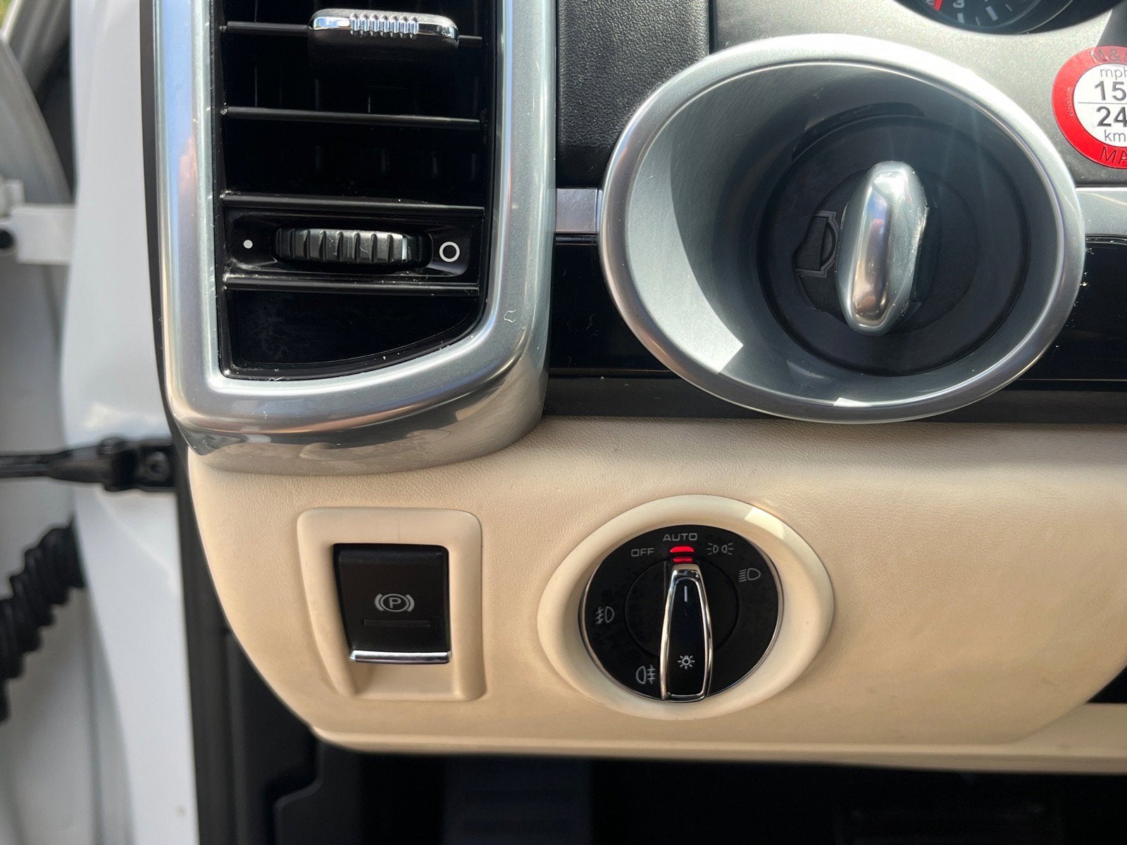 2016 Porsche Cayenne Base