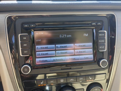 2015 Volkswagen Passat 2.0L TDI SE