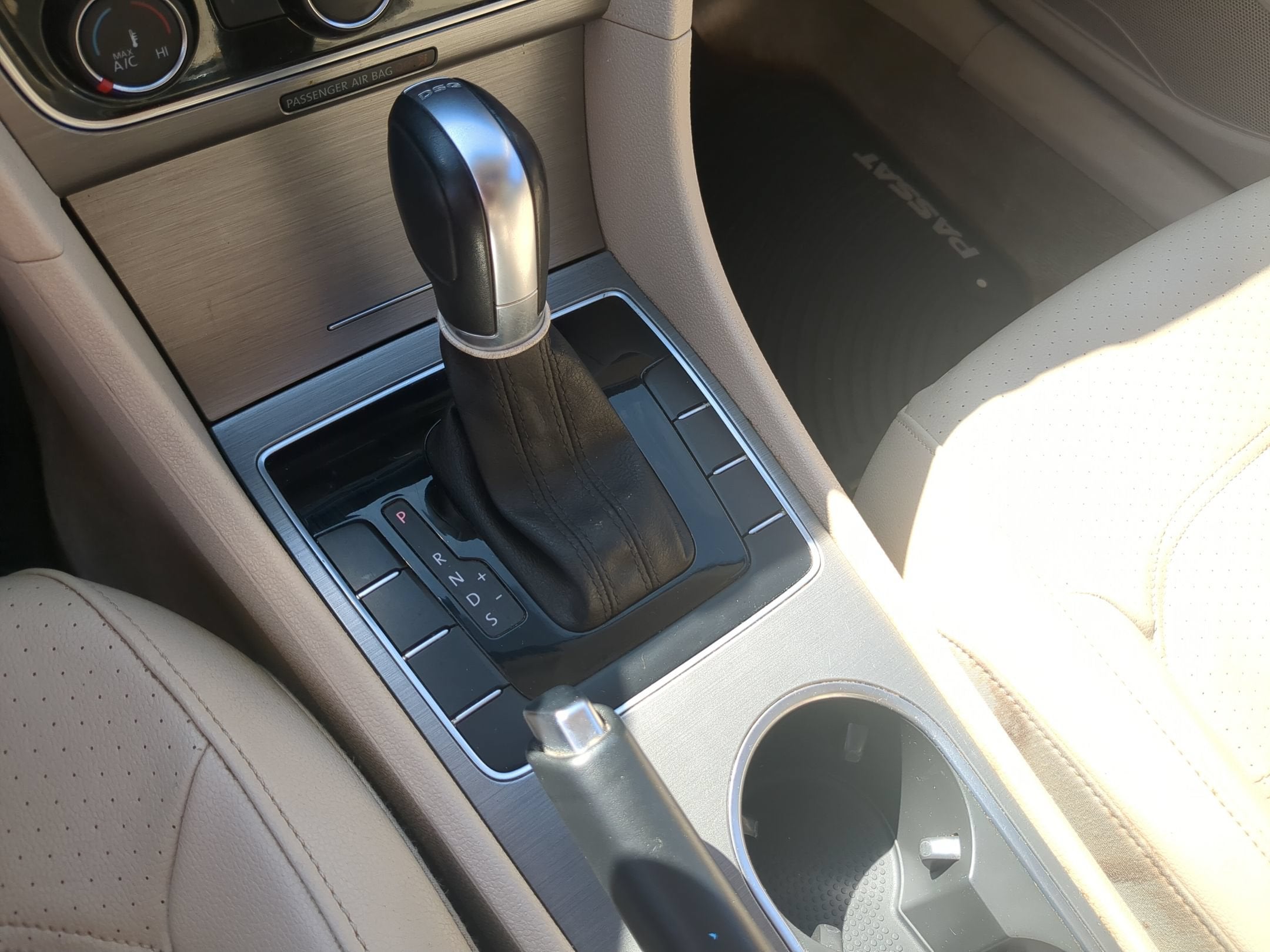 2015 Volkswagen Passat 2.0L TDI SE