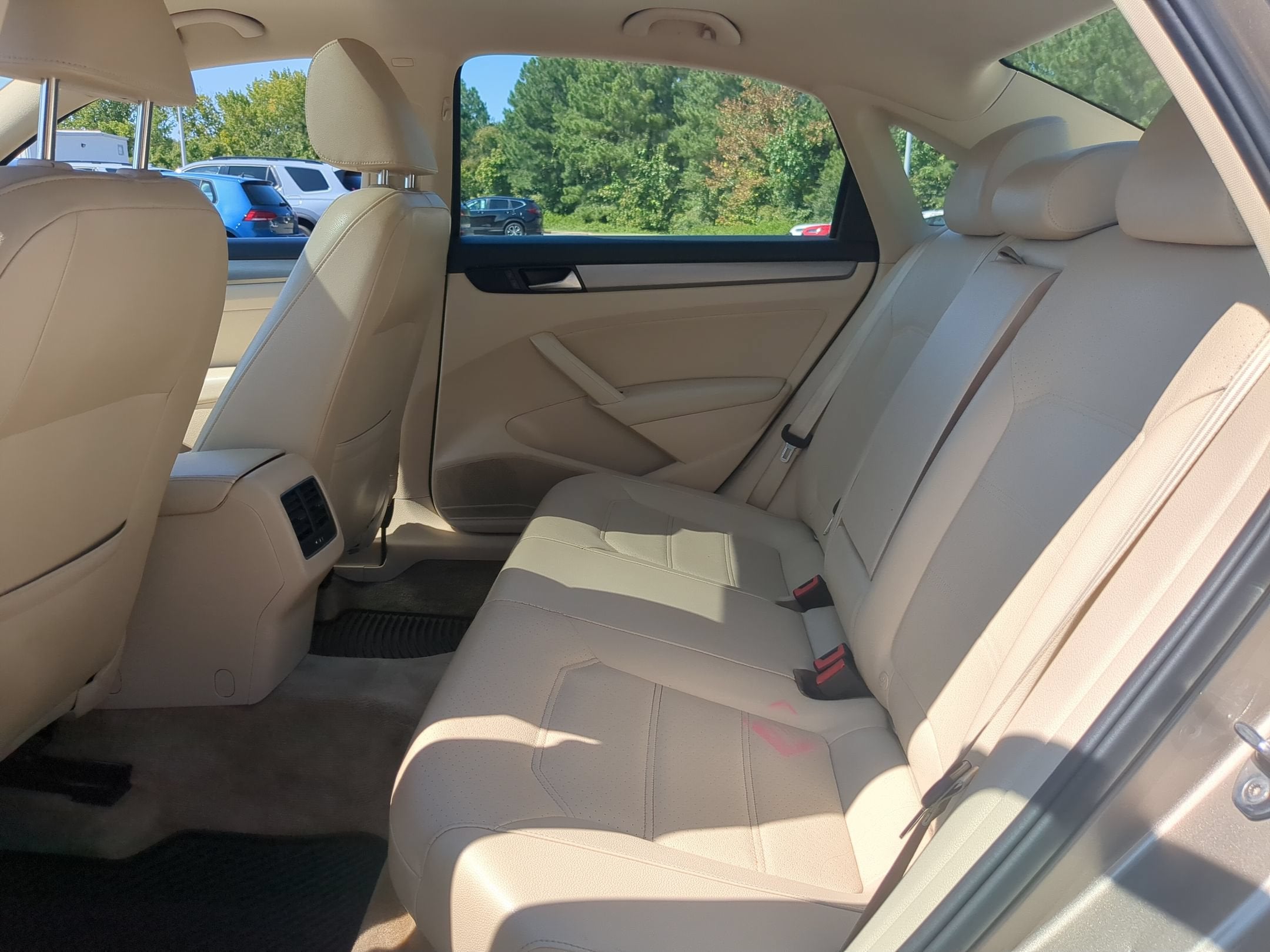 2015 Volkswagen Passat 2.0L TDI SE