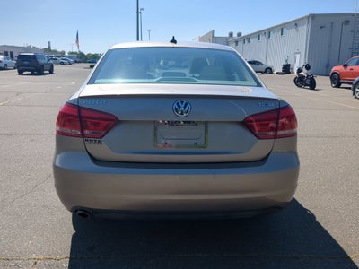2015 Volkswagen Passat 2.0L TDI SE