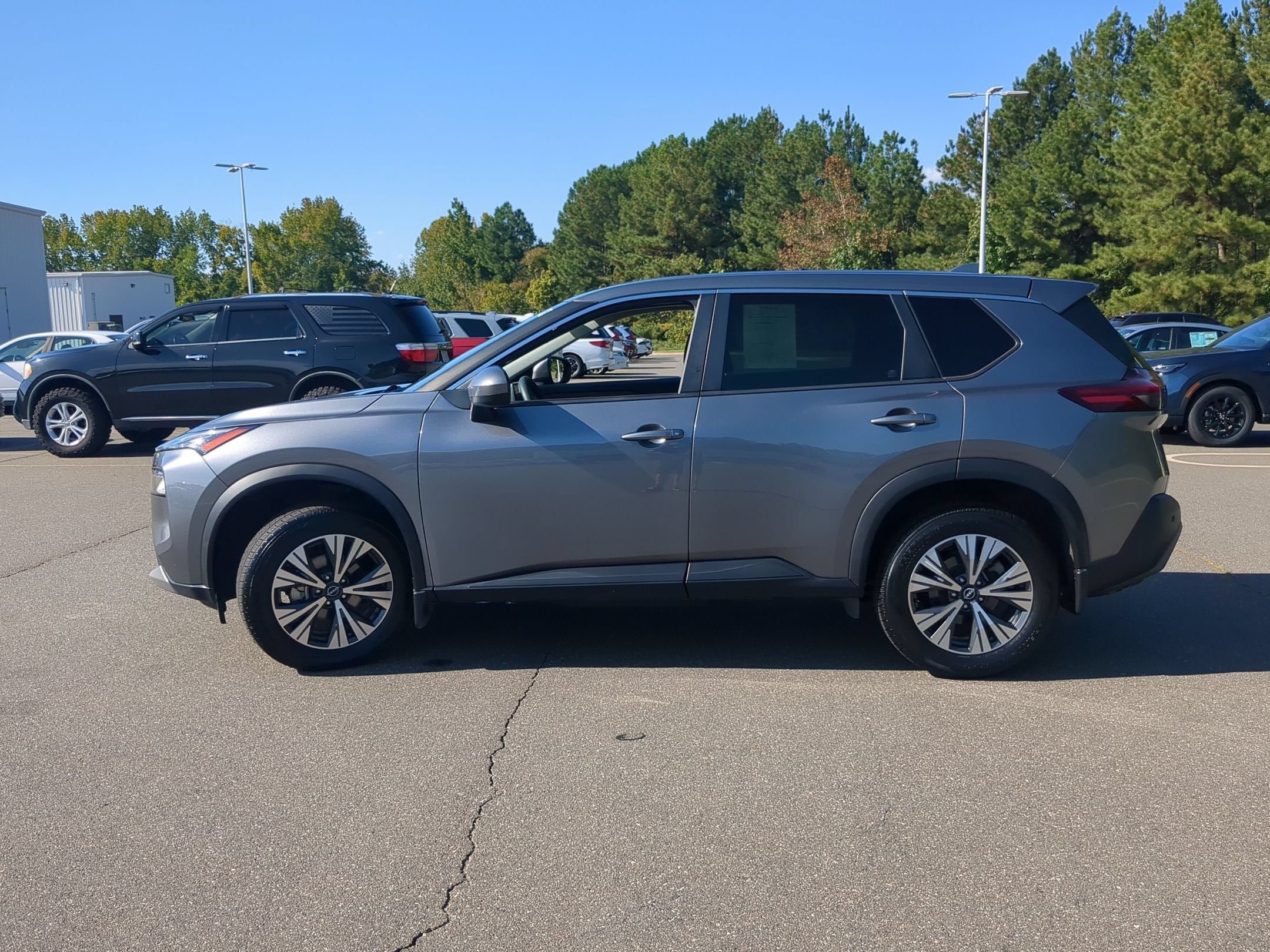 2023 Nissan Rogue SV Intelligent AWD