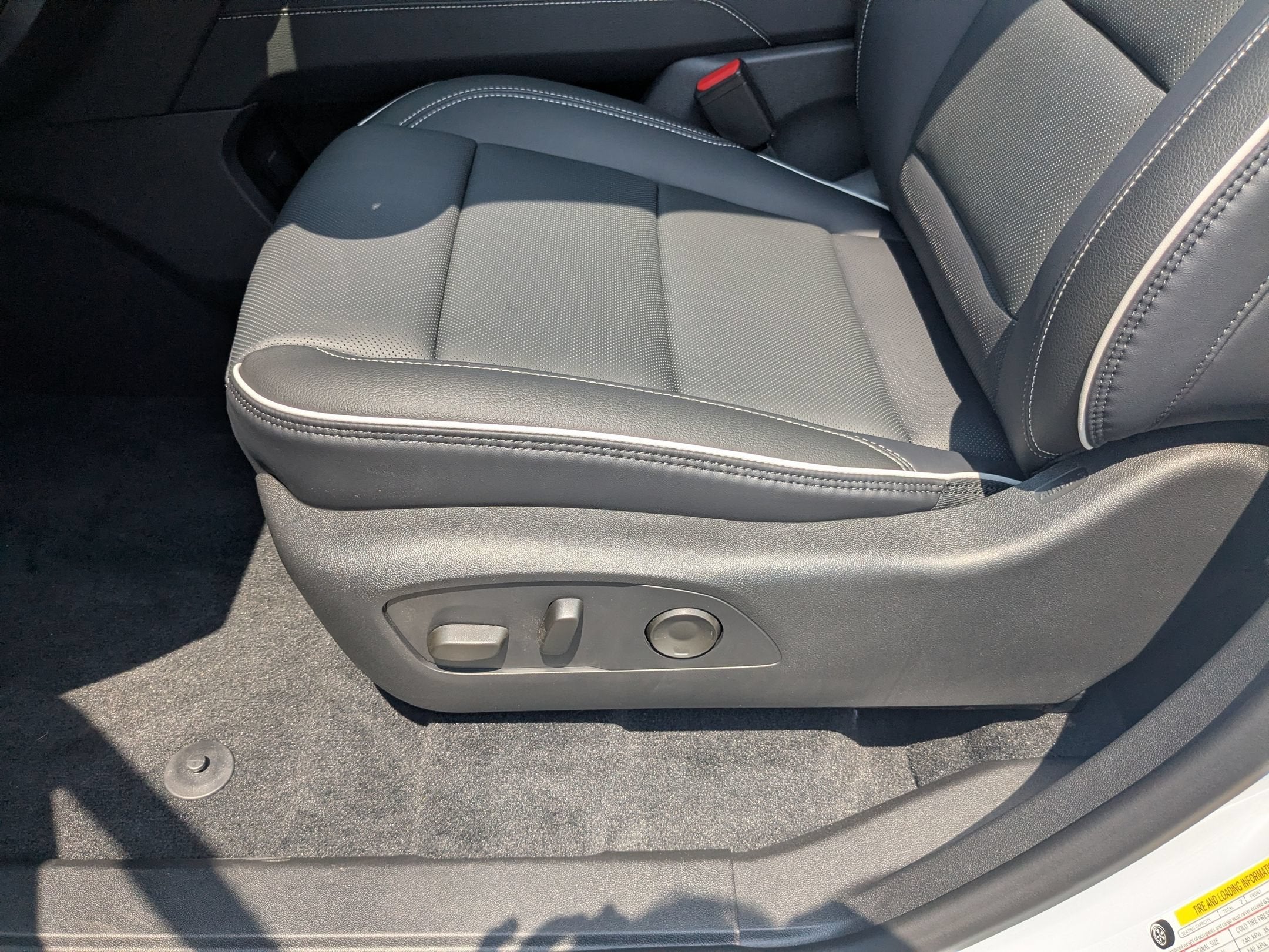 2027 GMC Acadia Denali