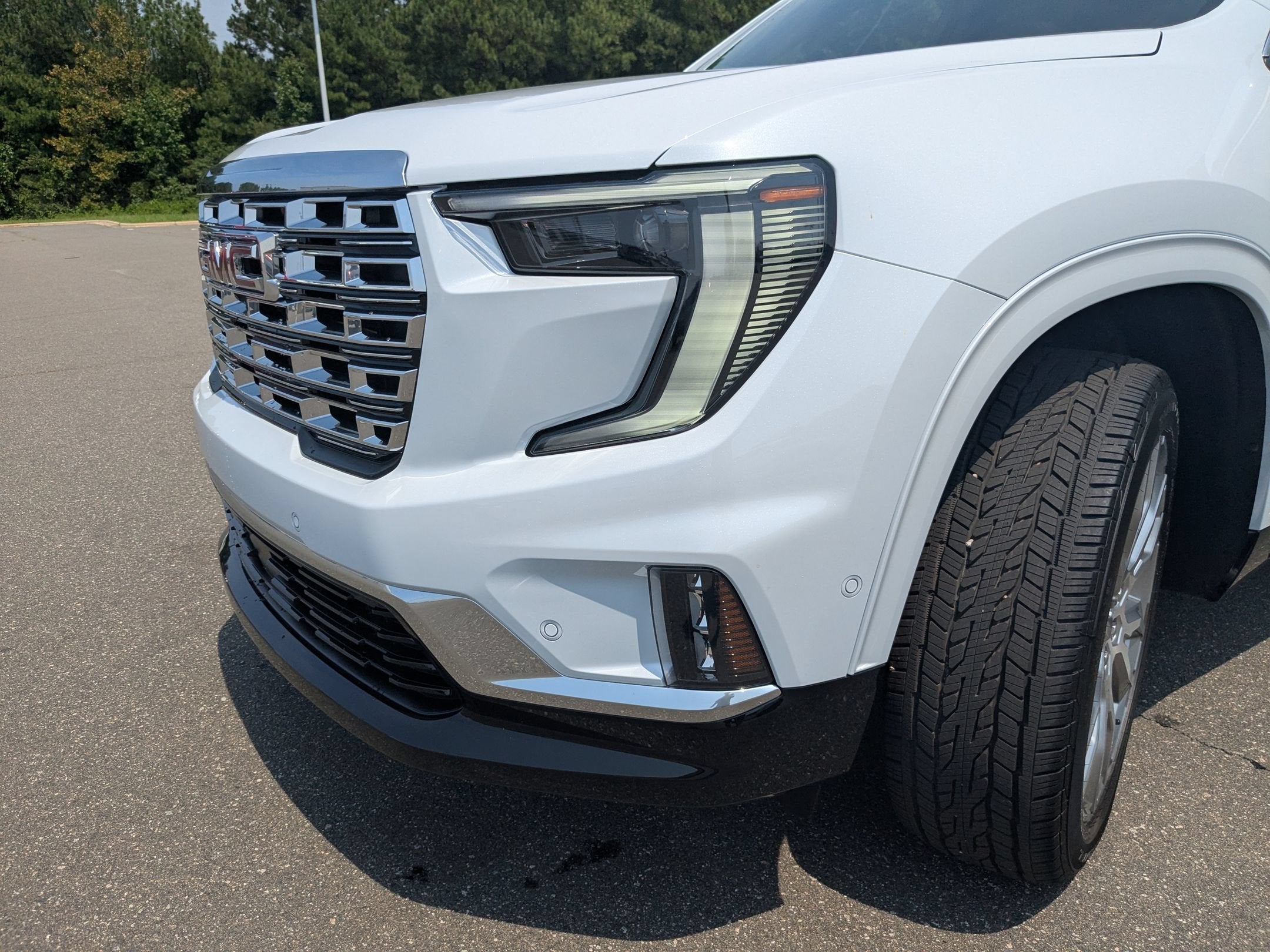 2027 GMC Acadia Denali