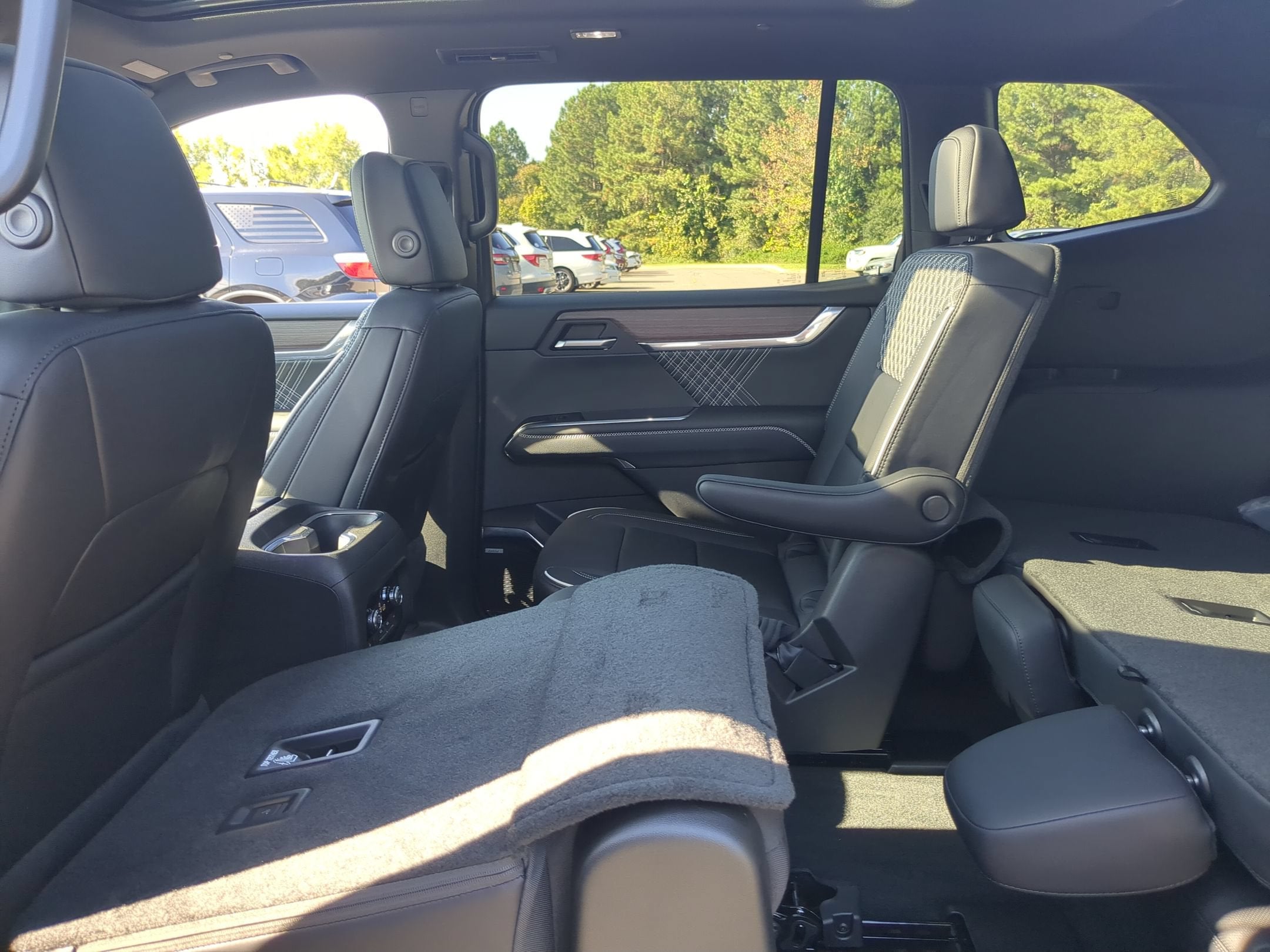 2027 GMC Acadia Denali