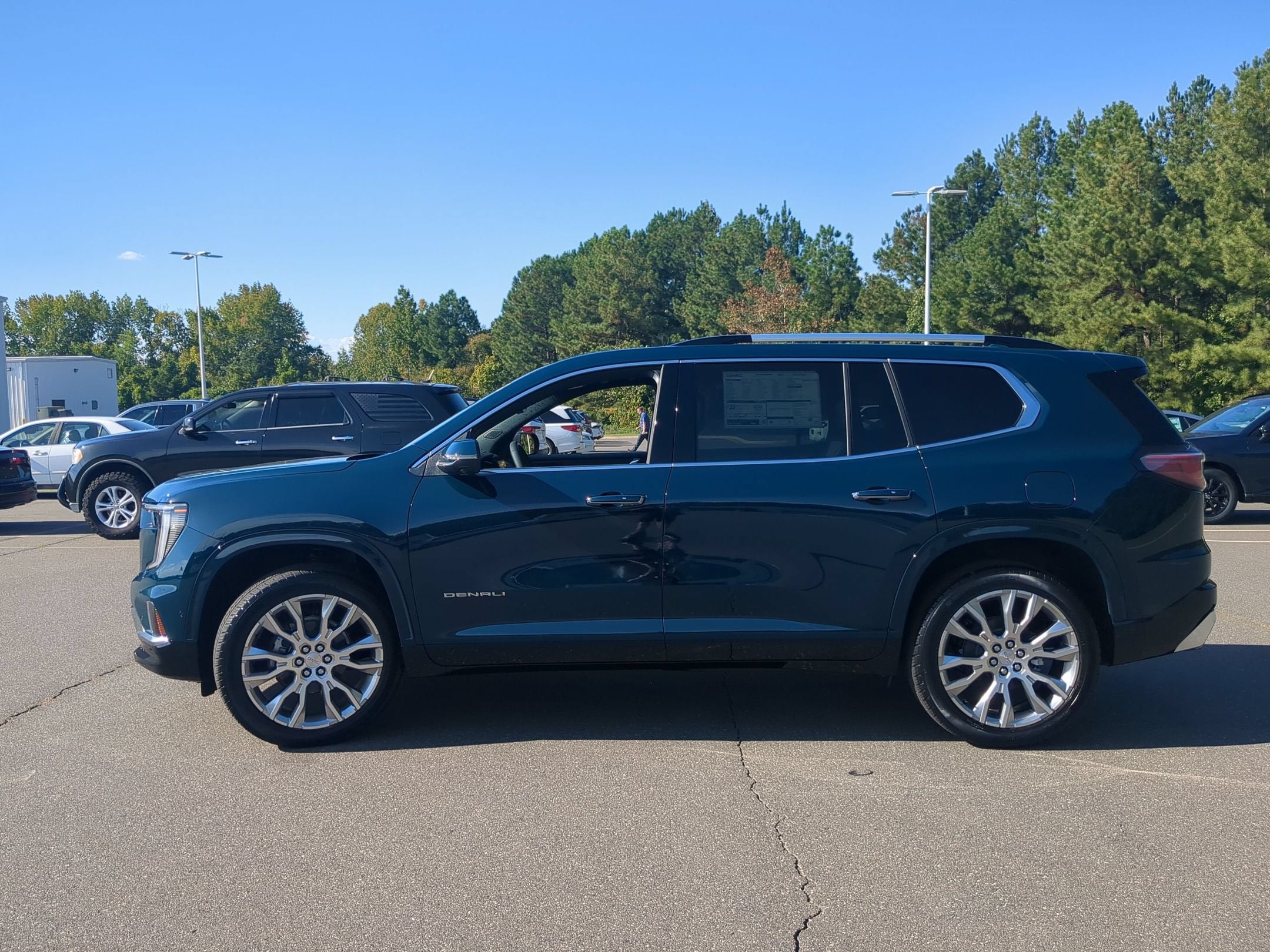 2027 GMC Acadia Denali