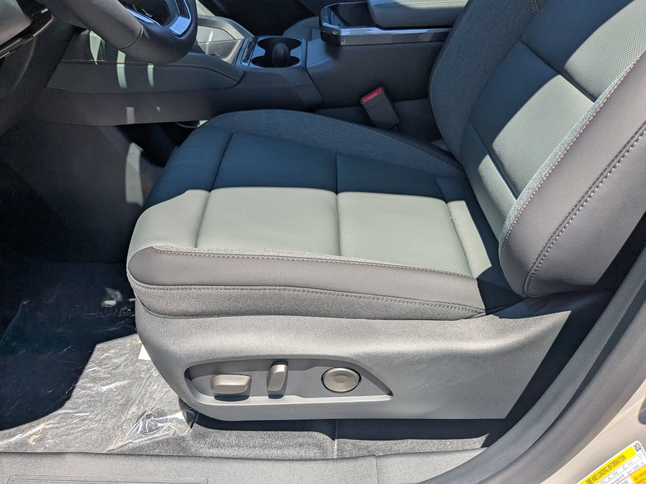 2027 GMC Terrain AWD AT4