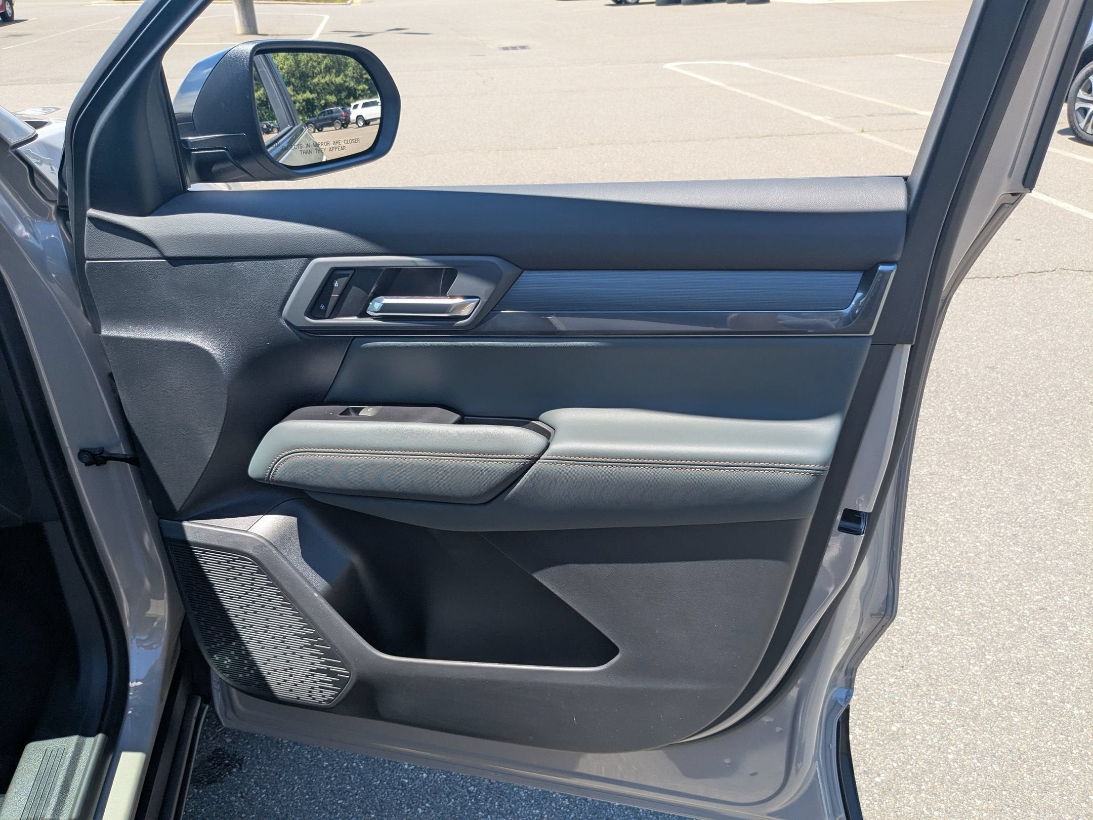 2027 GMC Terrain AWD AT4