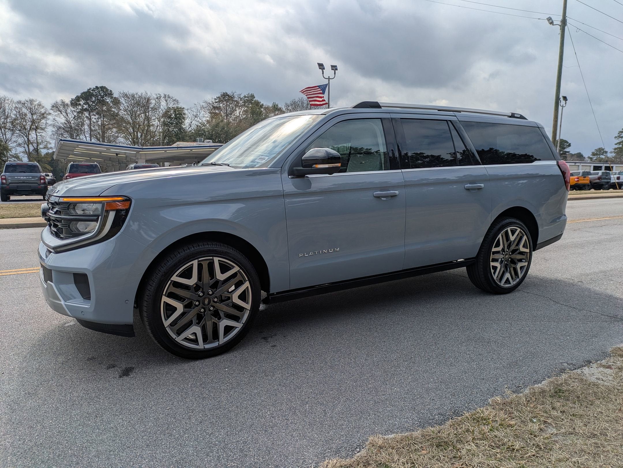 2025 Ford Expedition Max Platinum