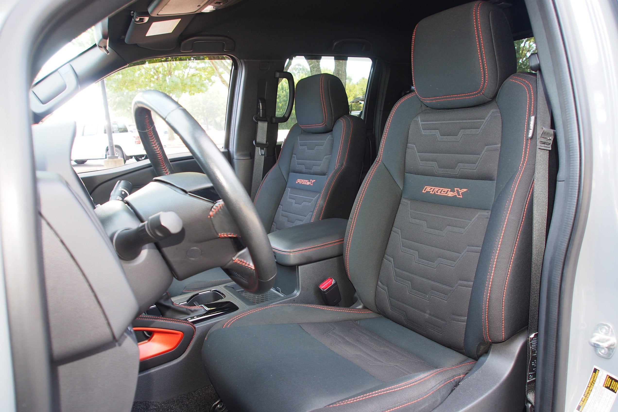 2022 Nissan Frontier PRO-X