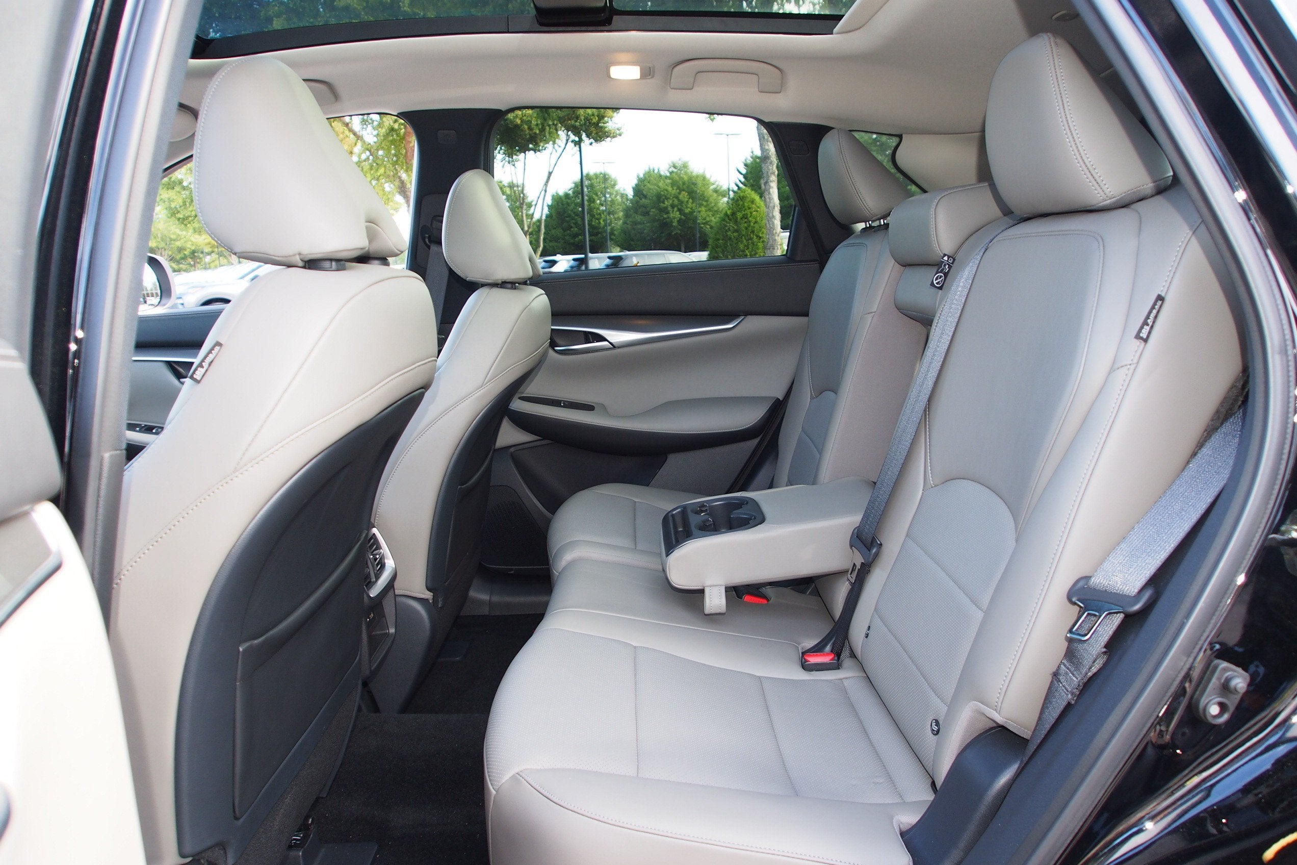 2025 INFINITI QX50 LUXE