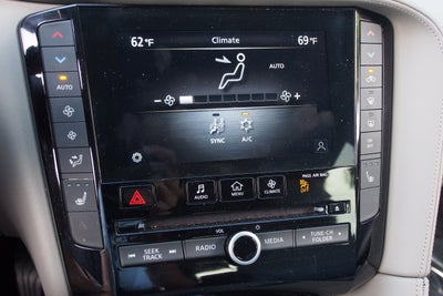 2025 INFINITI QX50 LUXE