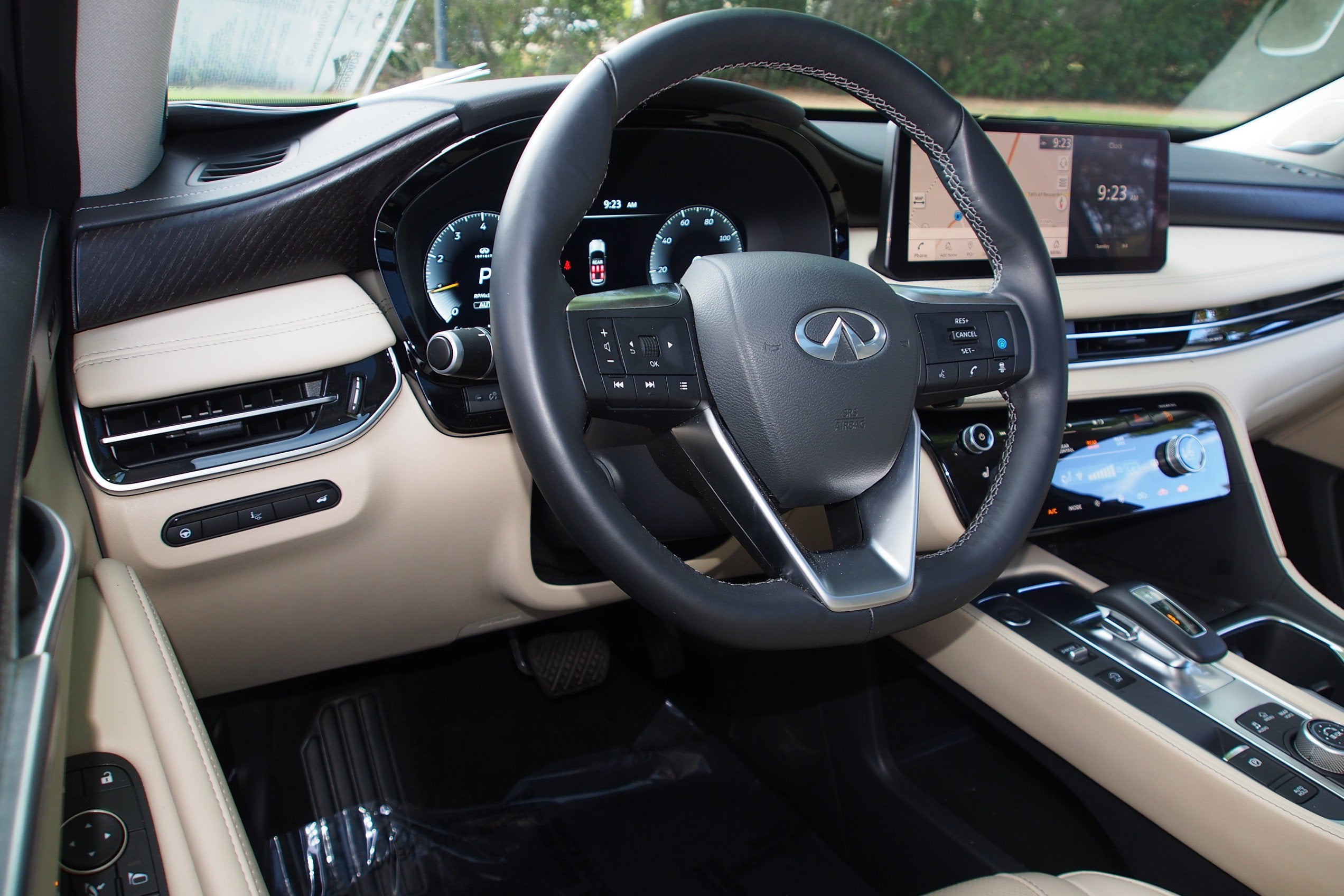 2025 INFINITI QX60 SENSORY