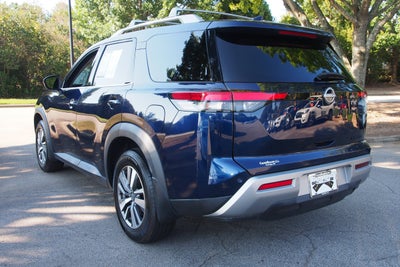 2024 Nissan Pathfinder SL