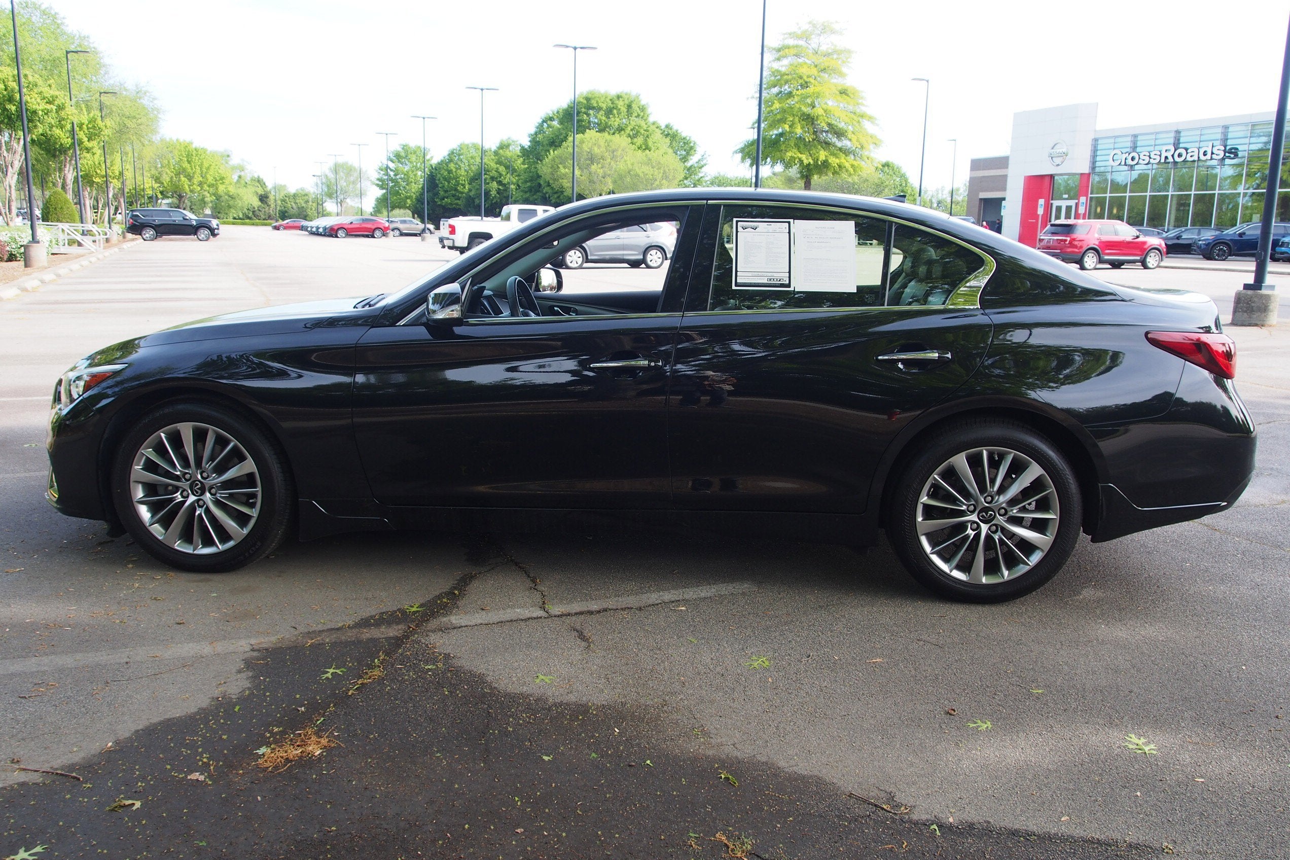 2022 INFINITI Q50 LUXE