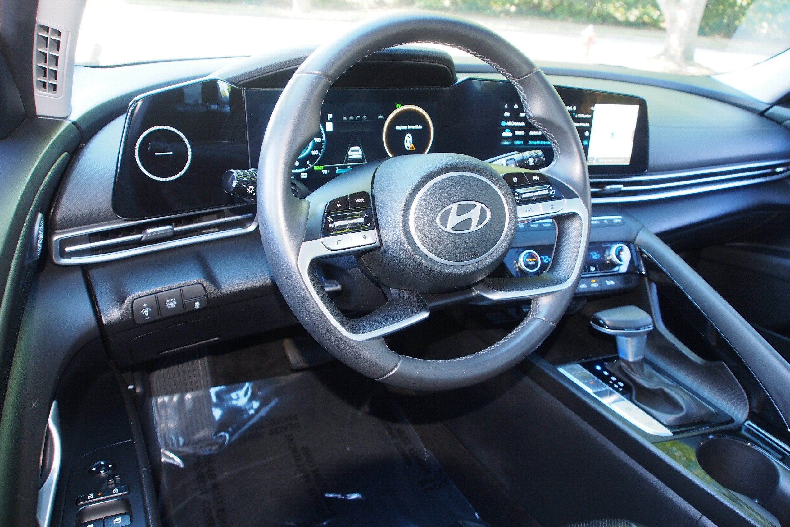 2024 Hyundai Elantra Hybrid Limited
