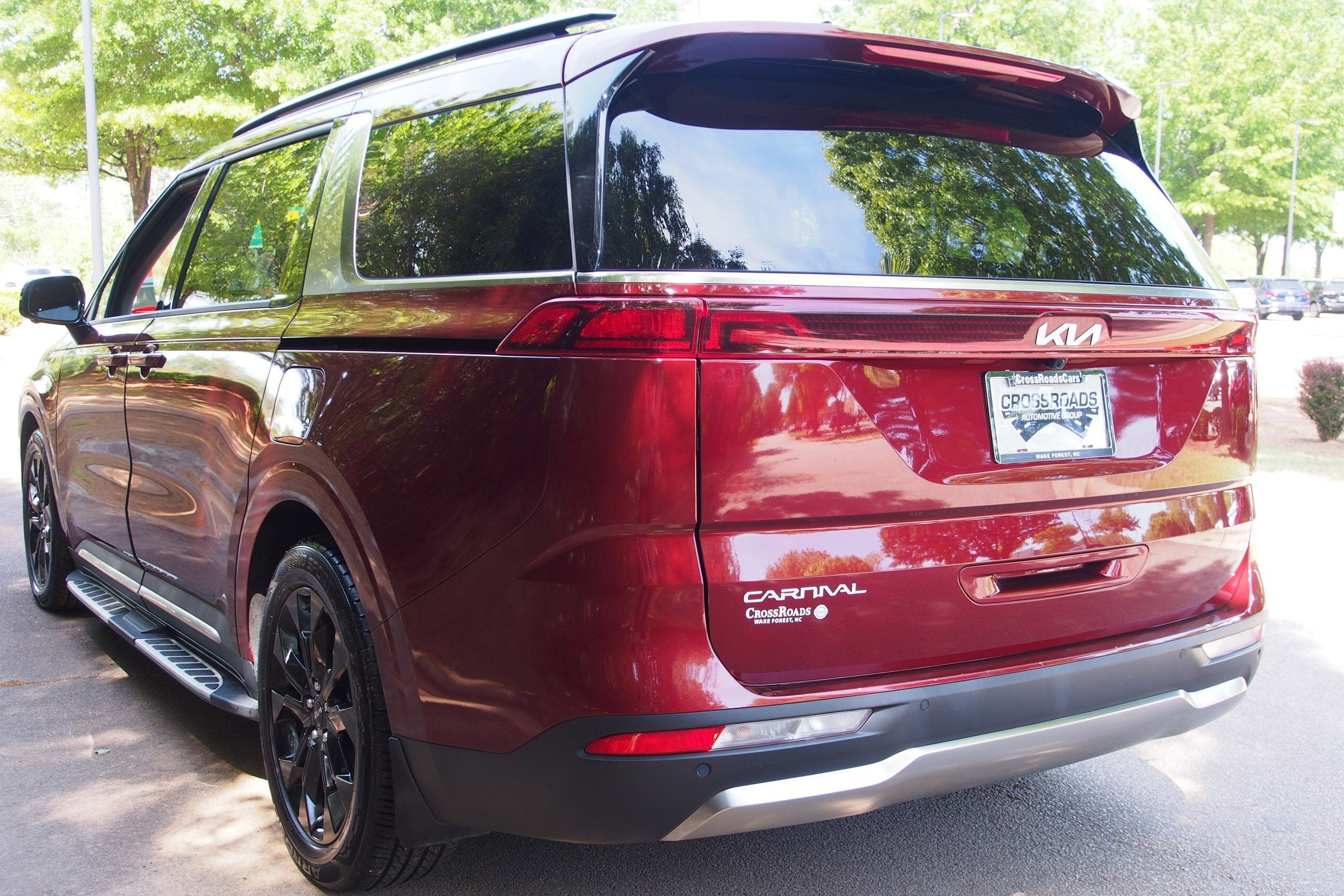 2023 Kia Carnival SX