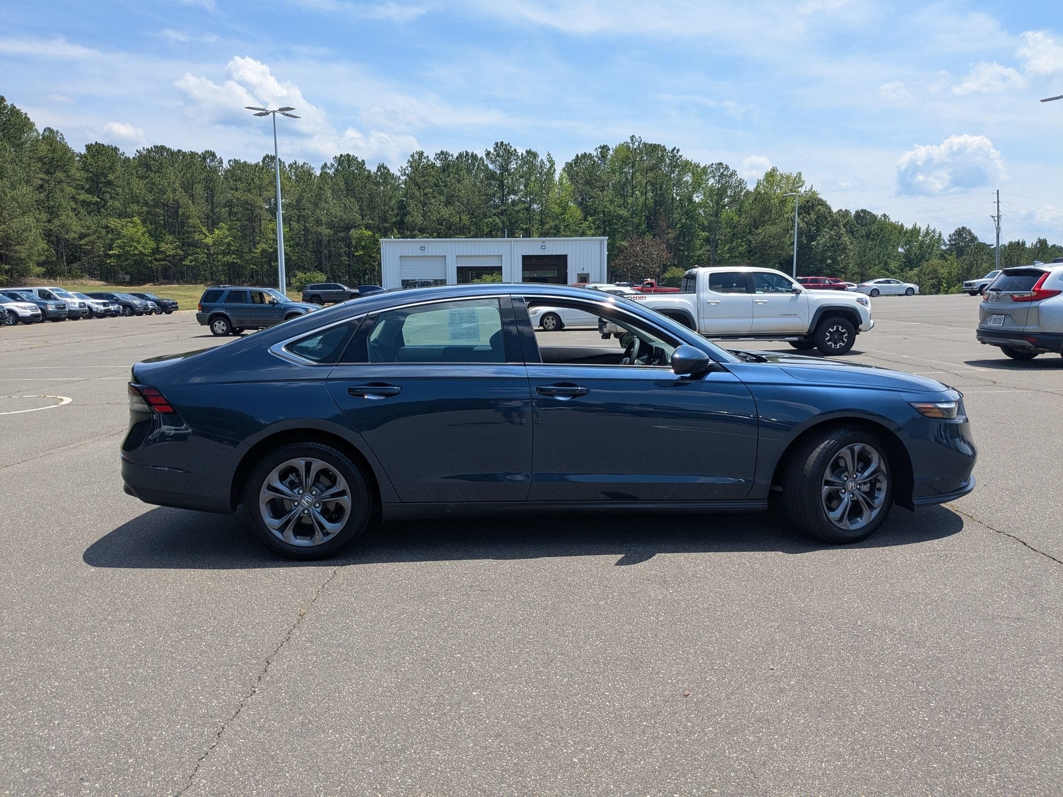 2024 Honda Accord Sedan EX
