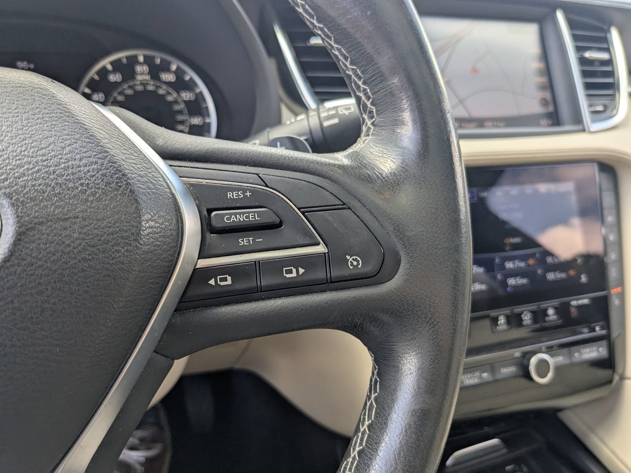 2019 INFINITI QX50 LUXE