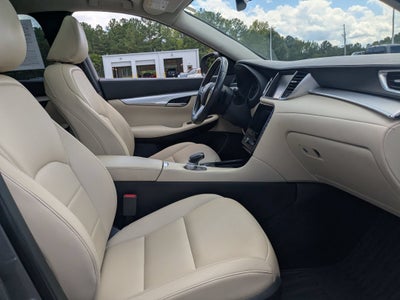 2019 INFINITI QX50 LUXE