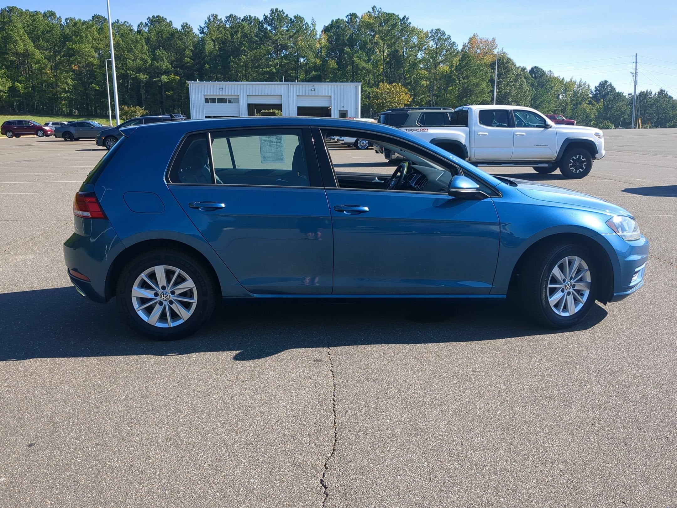2019 Volkswagen Golf S