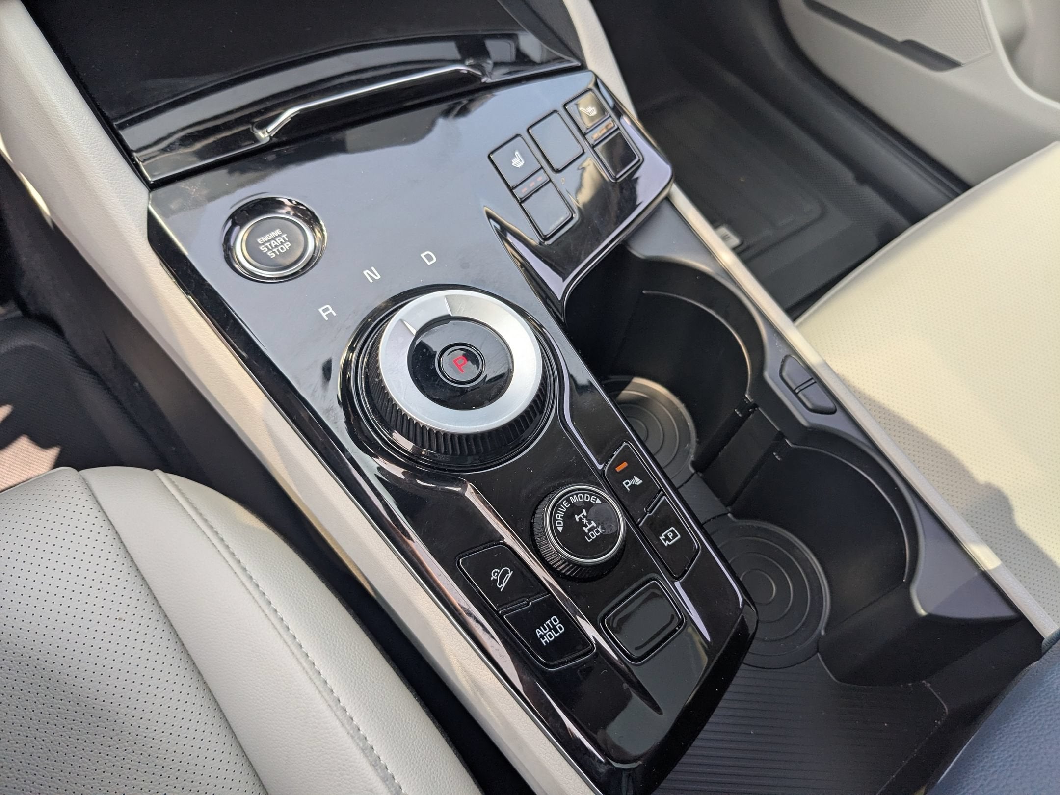 2025 Kia Sportage Hybrid EX